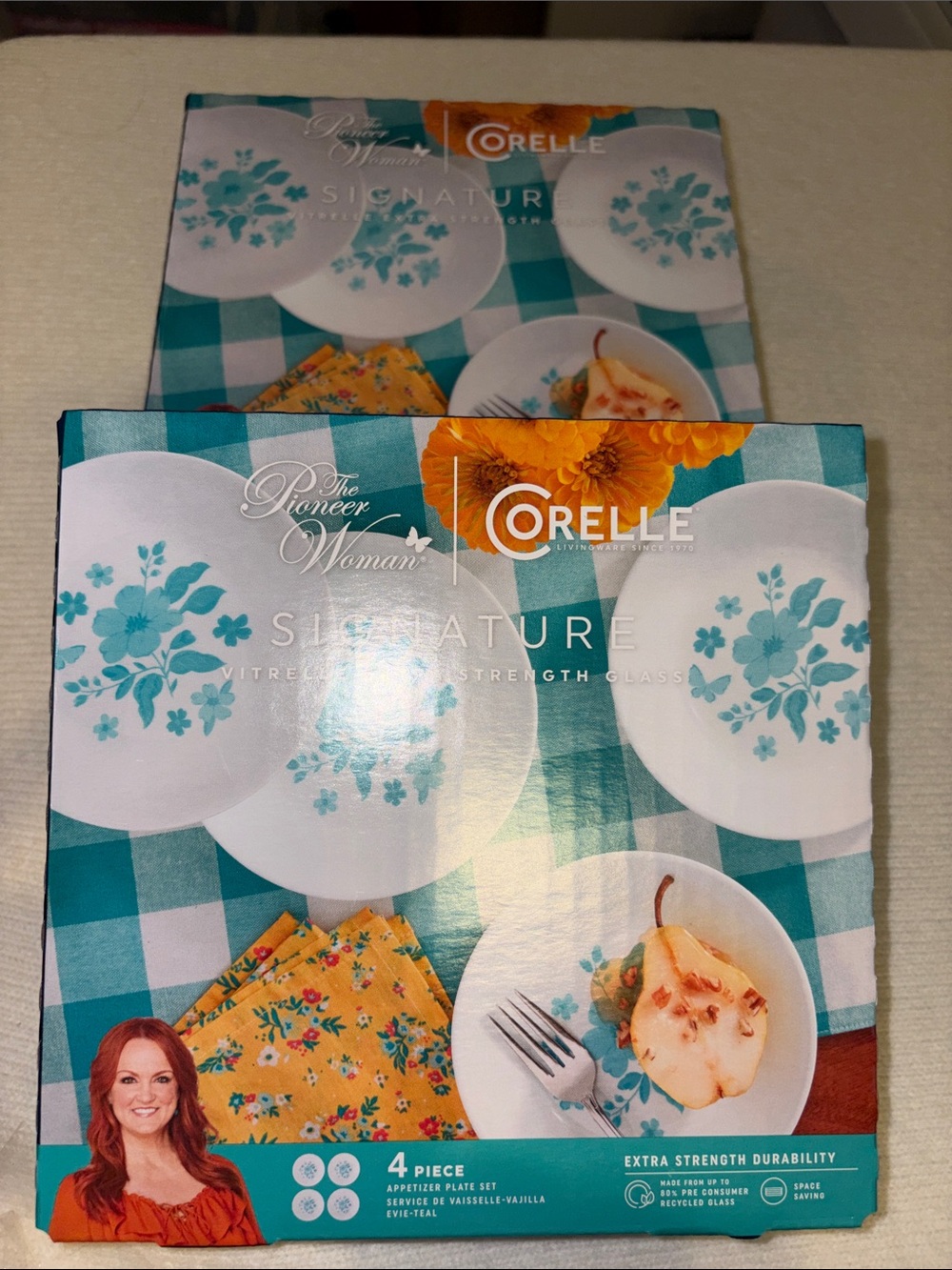 Corelle Pioneer Woman 8 Appetizer Plates in Turquoise and White NWT